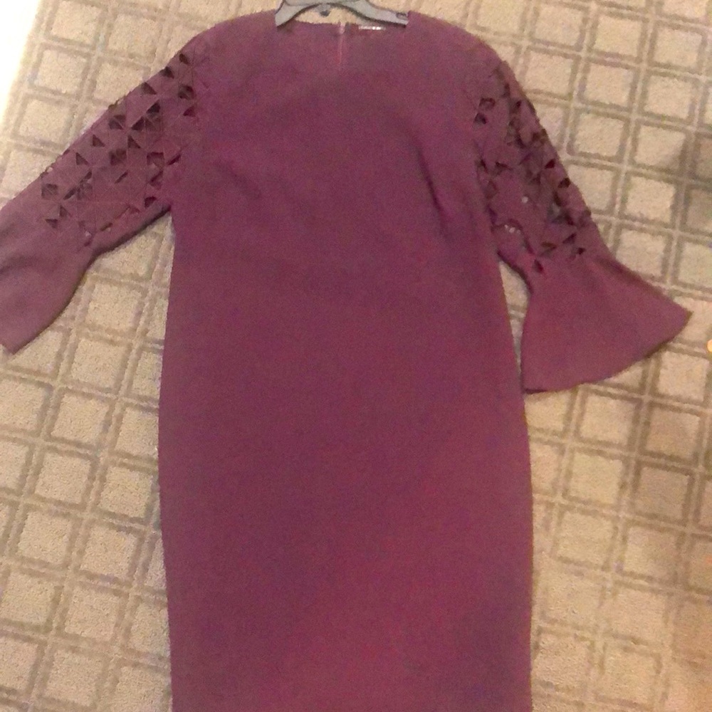 Plum dressy cut out sleeve dress